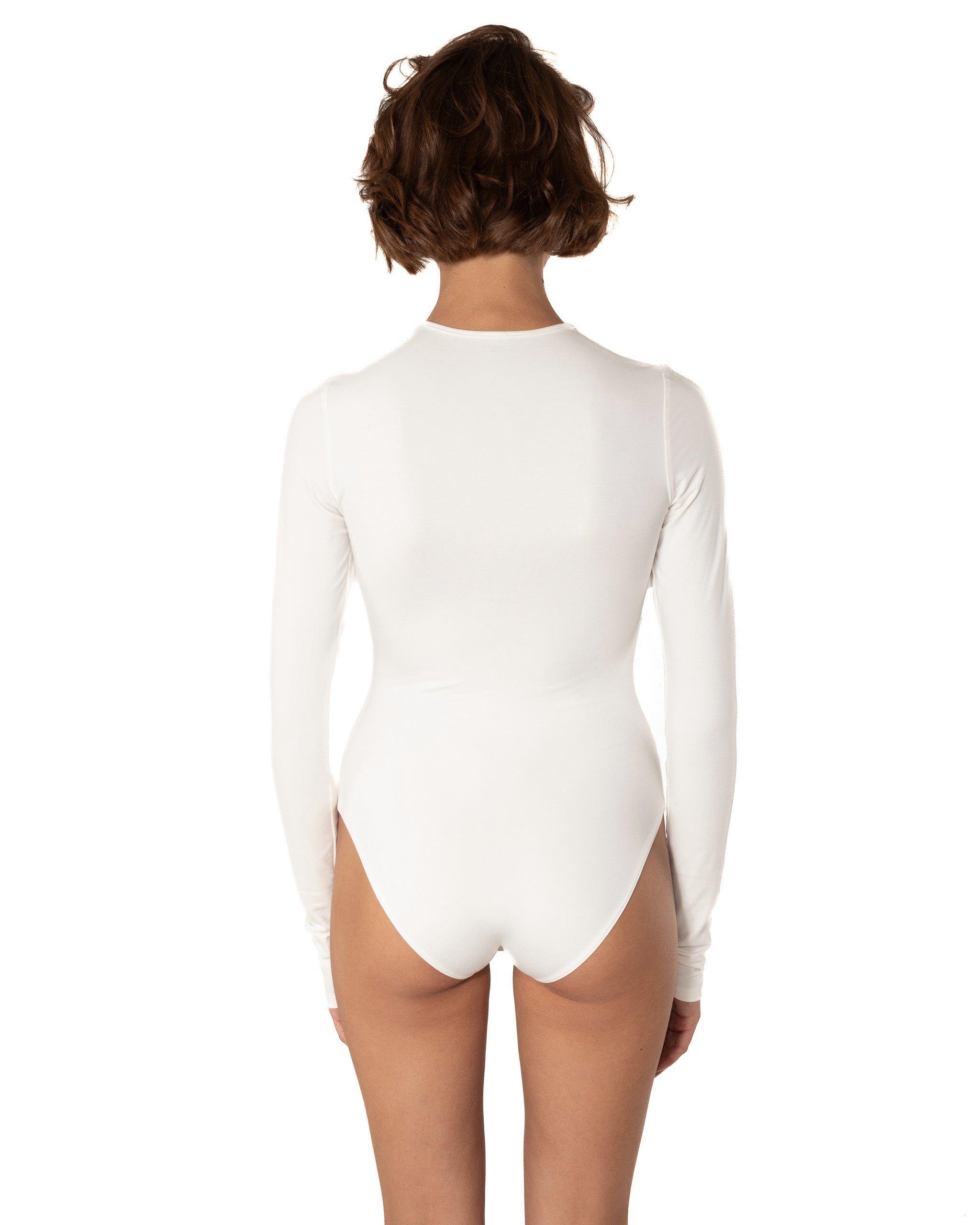 This model is the best basic piece of clothing for any wardrobe. Long sleeve creates feeling of protection and comfort. Non-transparent fabric despite its elasticity makes it perfect for any occasion and activity. It feels like your second skin.