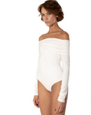 This bodysuit's model is for romantic character. The shoulder detail can be played with making it narrower or wider, or even covering your shoulders. 